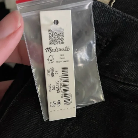 The Perfect Vintage Wide-Leg Jean: Seam Edition - Picture 5 of 5